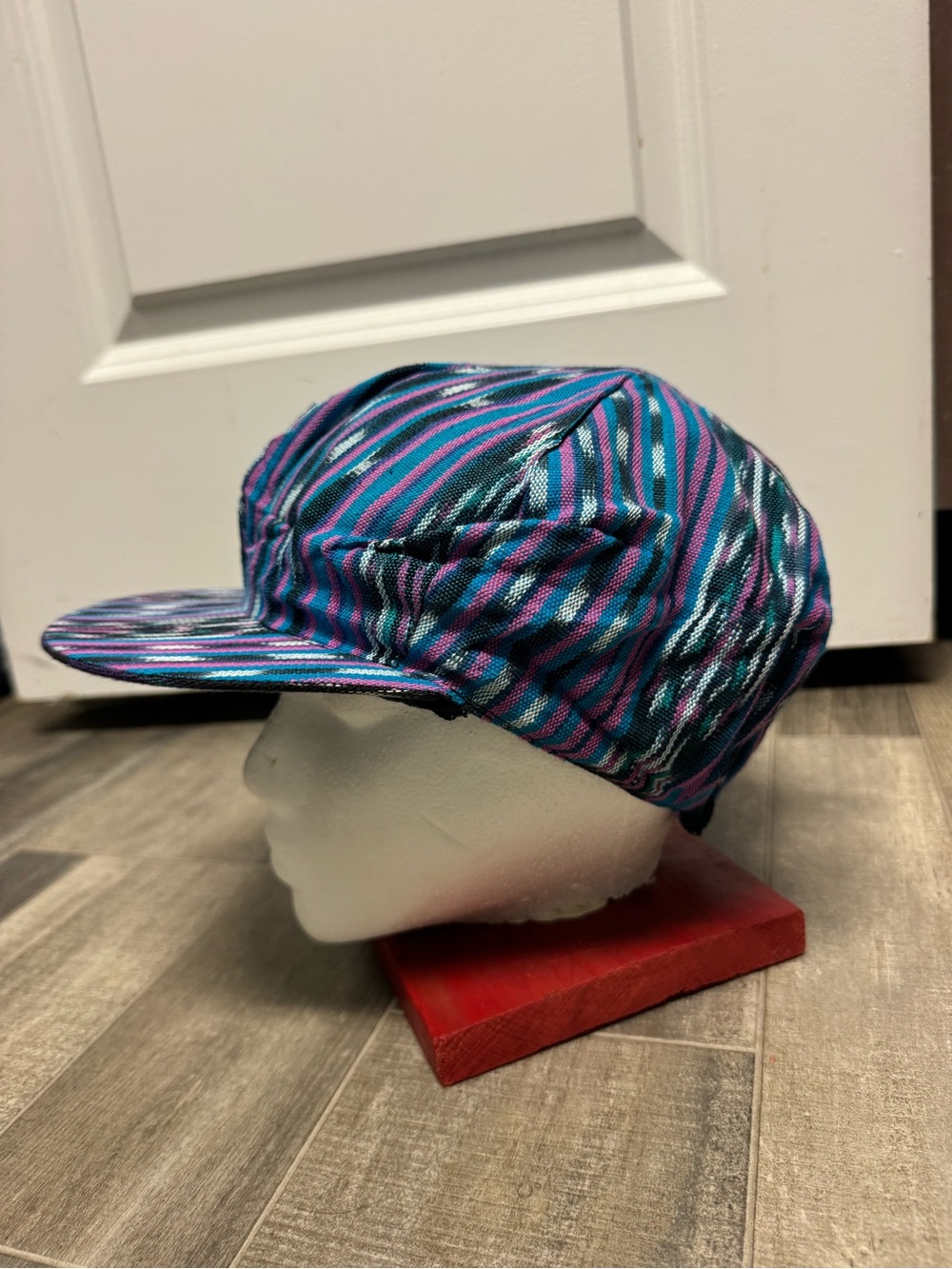 Vintage 90s Reversible Retro Hippie Trucker/Skater Hat Cap Elastic Multicolor